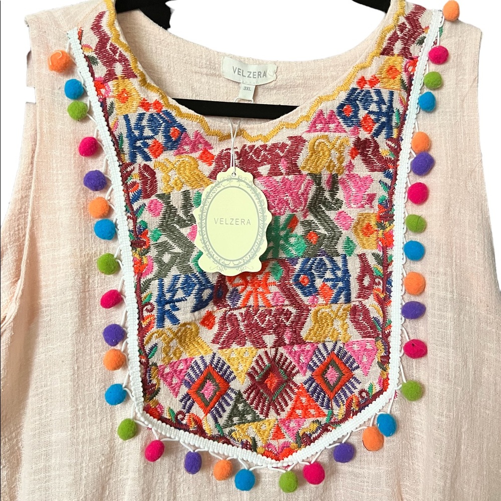 Embroidered short dress by velzera